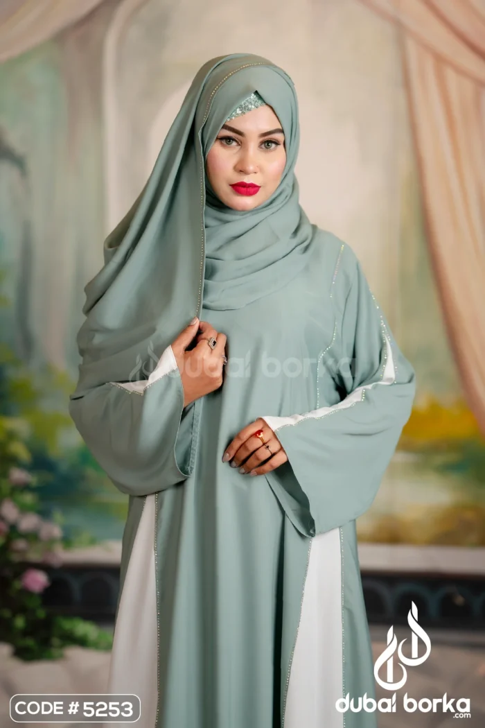 Regular Contrast Borka – Eid Ul Fitr 2025 Exclusive - Image 2