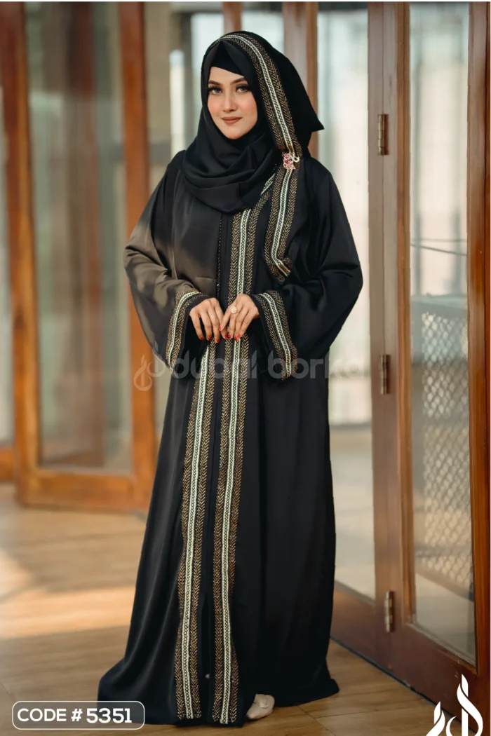 Haya Lace Borka – A Masterpiece for Eid Ul Fitr 2025 | Dubai Borka - Image 3