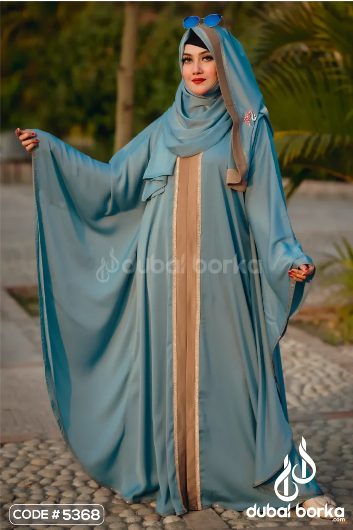 Zeenat Contrast Abaya – A Statement of Elegance for Eid 2025 - Image 10